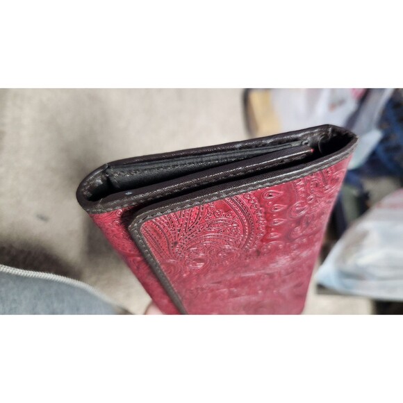 red Relic wallet - Picture 3 of 6